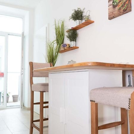 2 Rooms & Balcony - Top Location! Βιέννη Εξωτερικό φωτογραφία